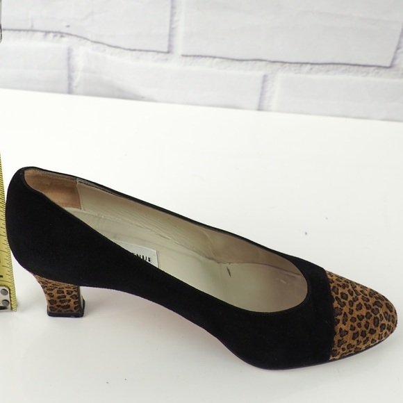 Saks Fifth Avenue sz 9 black leopard suede pumps - Picture 10 of 16